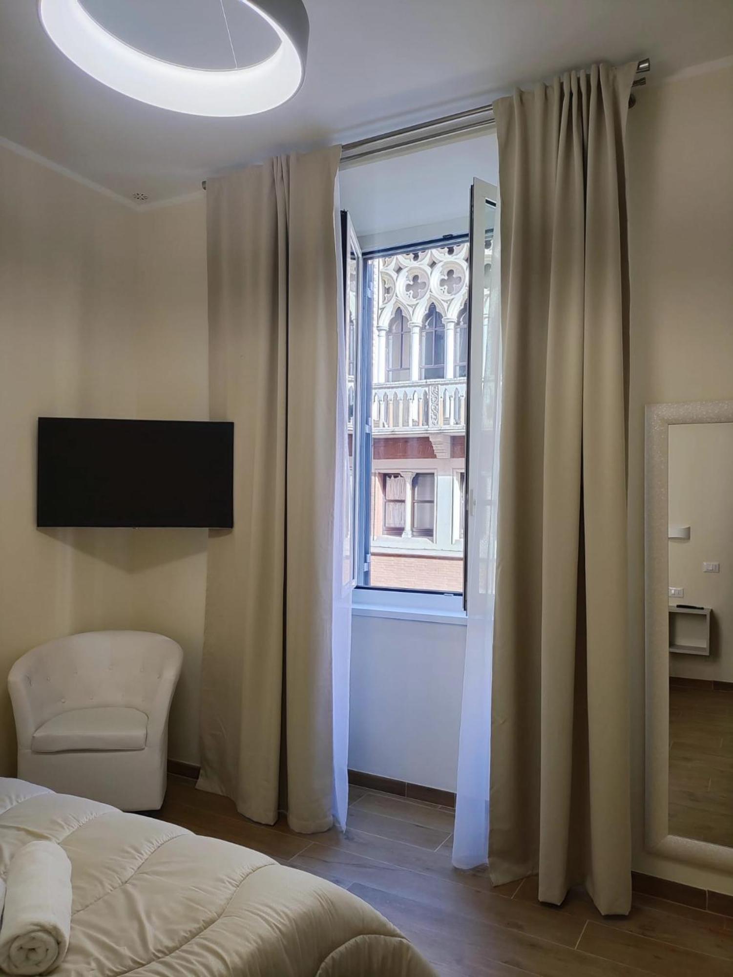 Dolce Domus Esedra