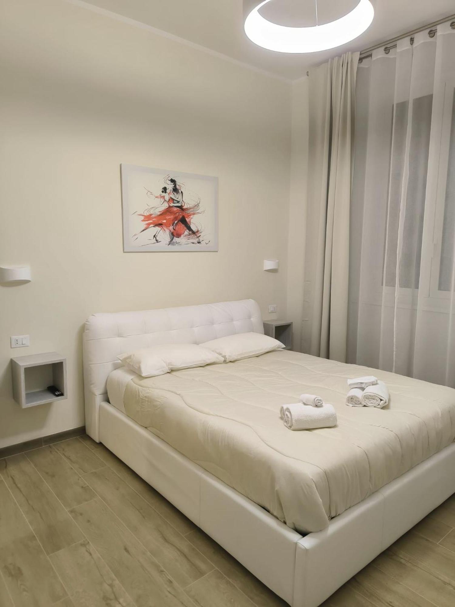 Dolce Domus Esedra *